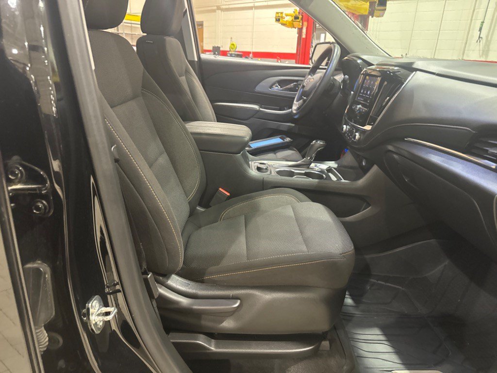 Used 2020 Chevrolet Traverse LS FWD image 52