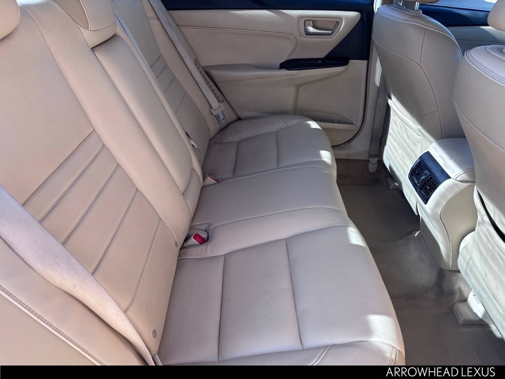 Used 2015 Toyota Camry XLE w/ Moonroof Package FWD image 13
