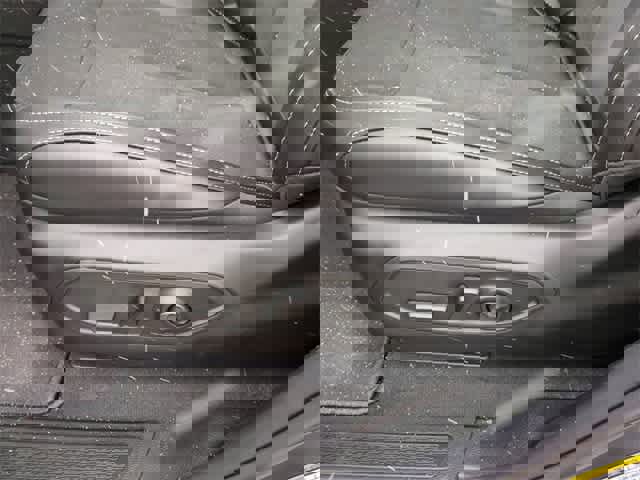 New 2025 Jeep Grand Cherokee L Altitude image 18