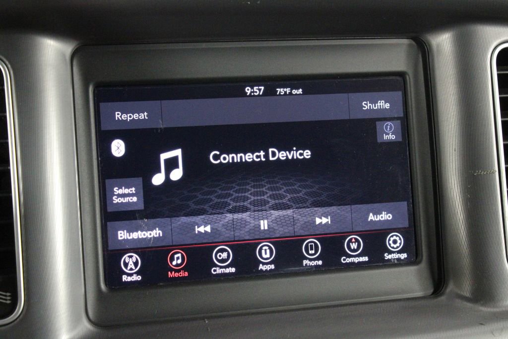 Used 2022 Dodge Charger SXT image 32