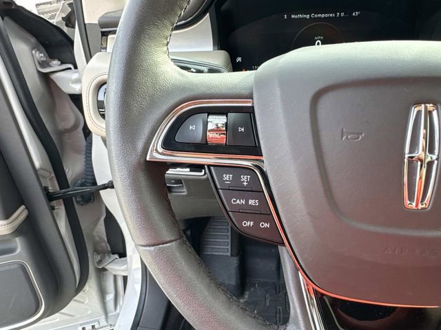 Used 2023 Lincoln Nautilus AWD image 25