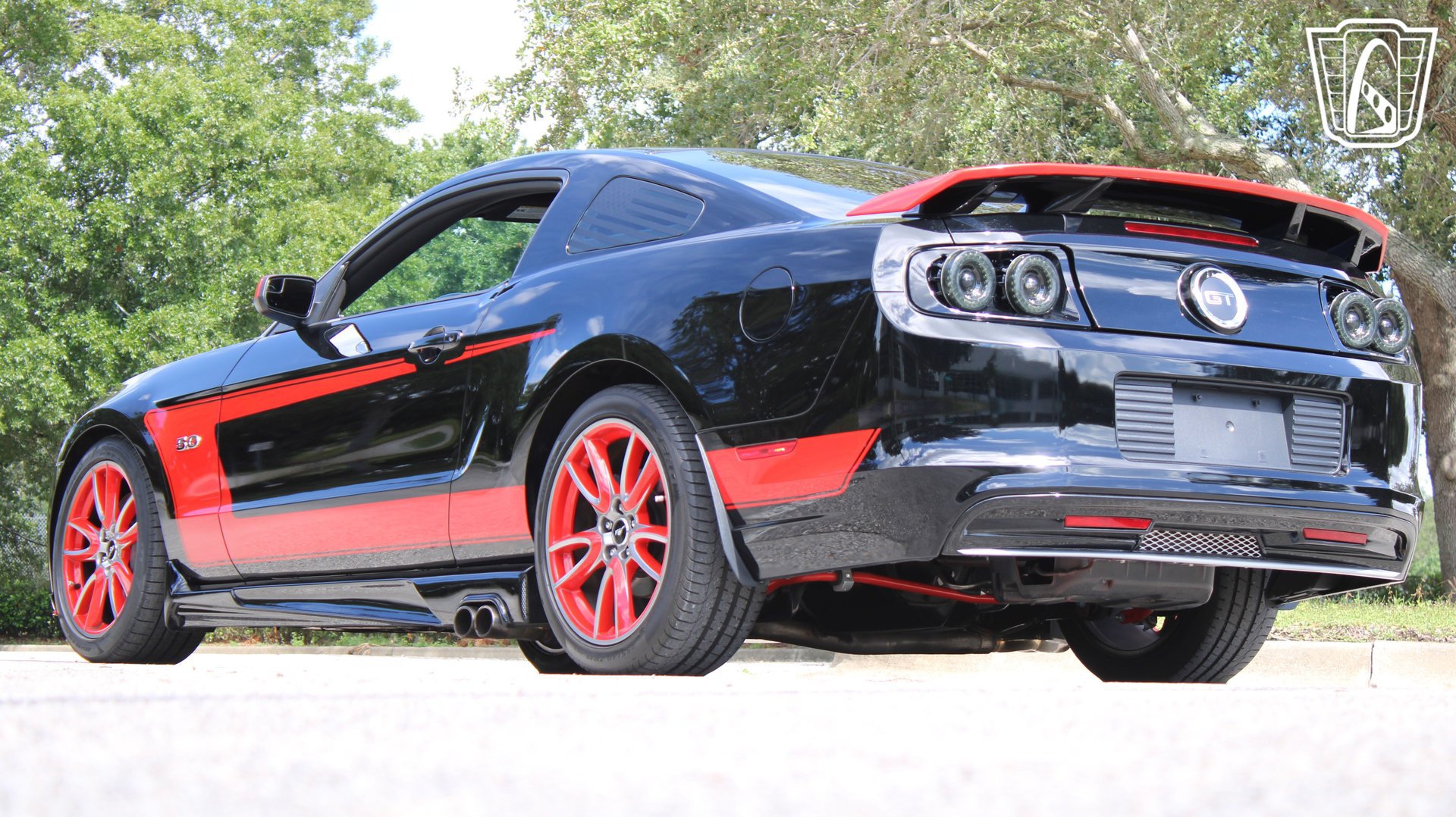Used 2013 Ford Mustang GT Premium w/ Brembo Brake Pkg RWD image 11