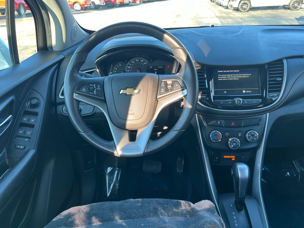 Used 2018 Chevrolet Trax LT w/ LT Convenience Package image 24