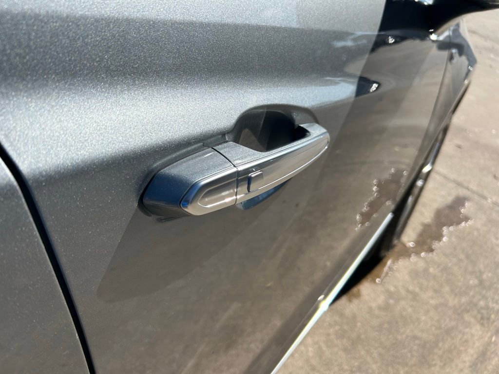 Used 2024 Cadillac XT5 Luxury image 33