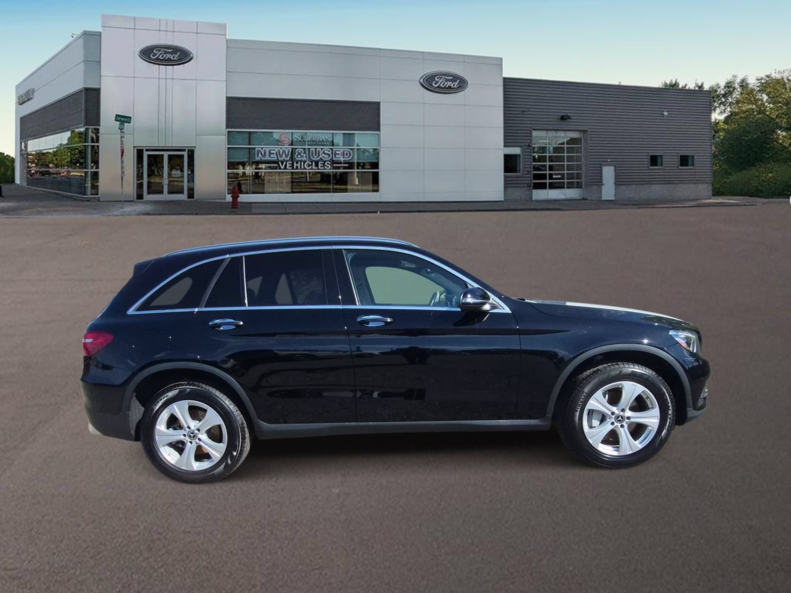Used 2018 Mercedes-Benz GLC 300 4MATIC image 9