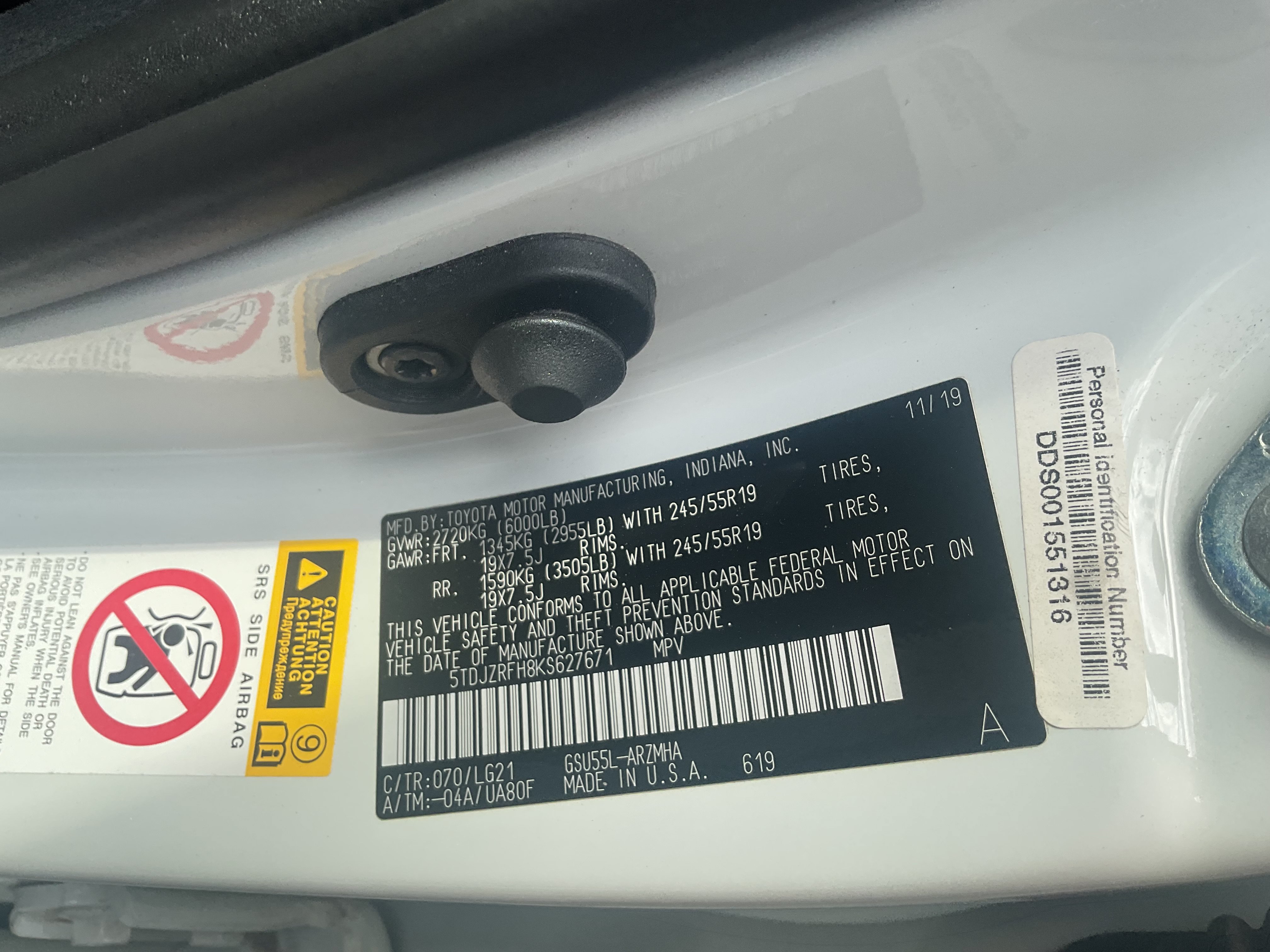 Used 2019 Toyota Highlander SE AWD/4WD image 14