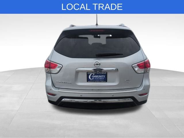 Used 2016 Nissan Pathfinder SV w/ SV Cold Weather Package image 8