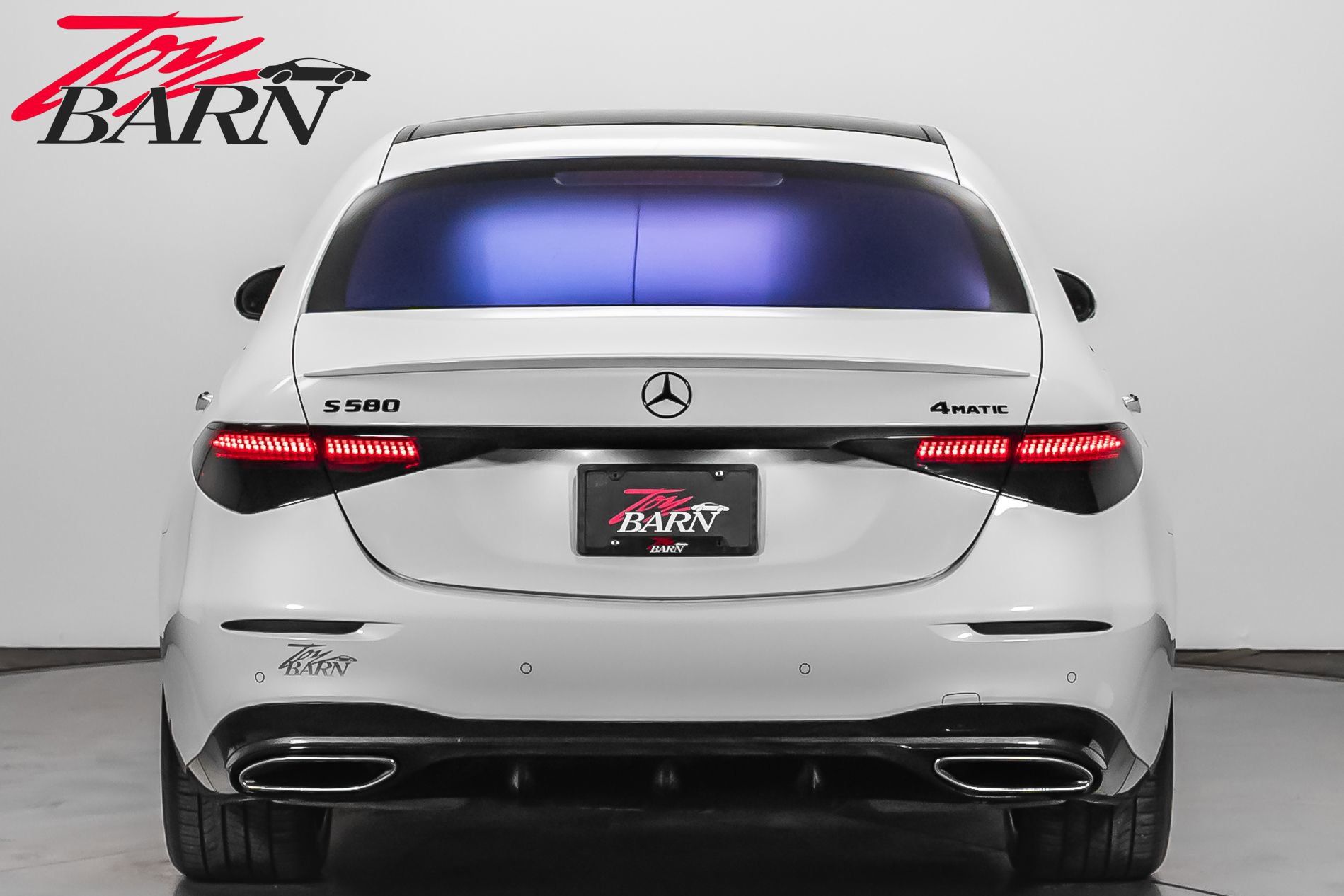 Used 2024 Mercedes-Benz S 580e 4MATIC Sedan image 4