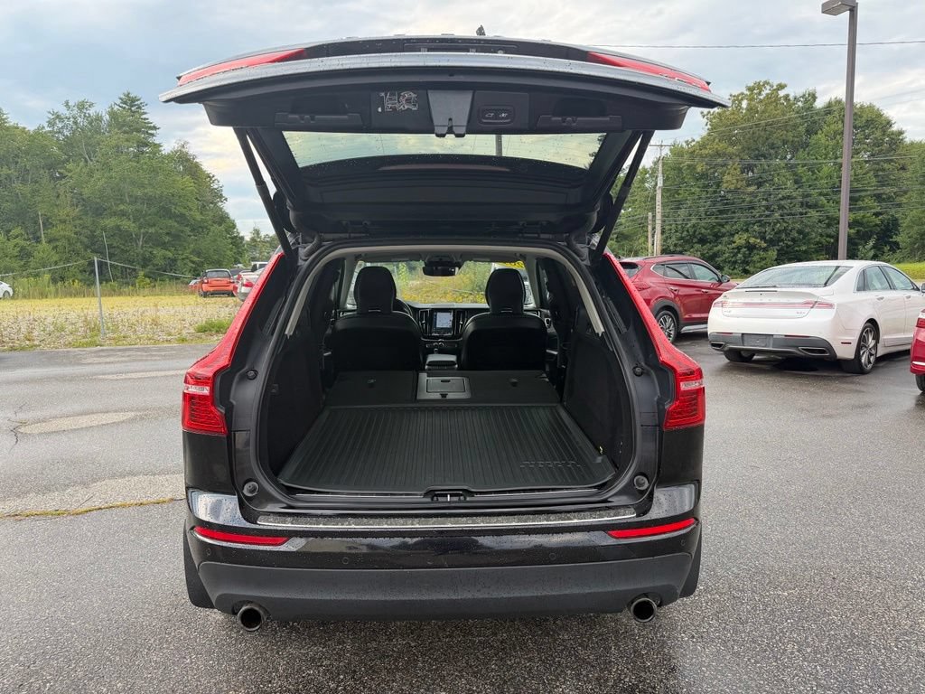 Used 2019 Volvo XC60 T6 Momentum w/ Multimedia Package AWD/4WD image 31