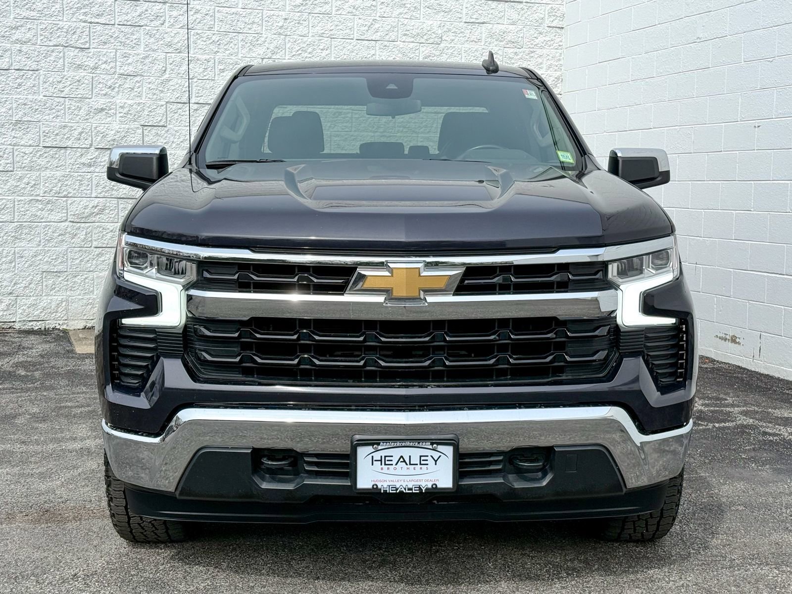 Certified 2022 Chevrolet Silverado 1500 LT image 2