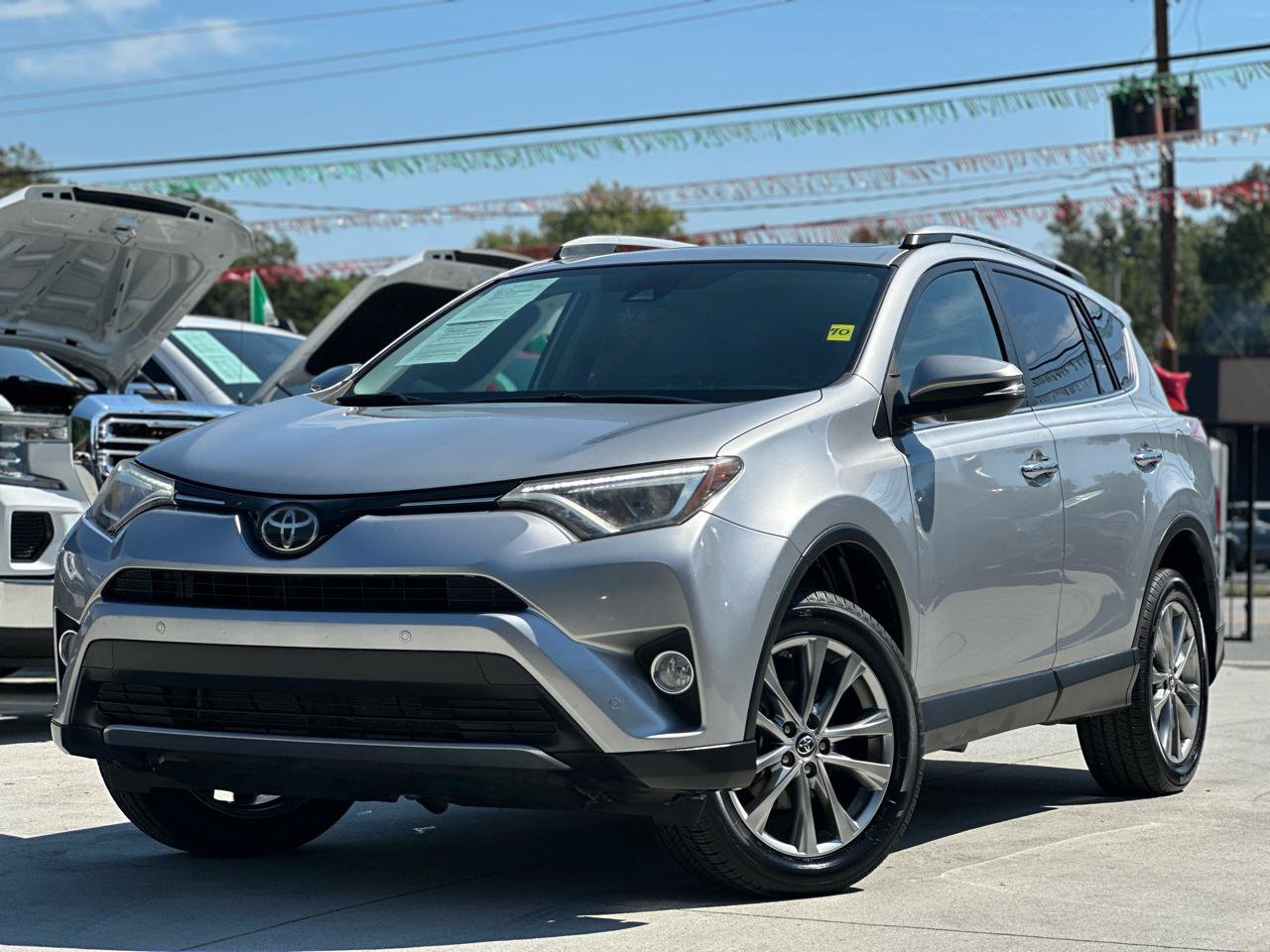Used 2017 Toyota RAV4 Limited FWD image 3