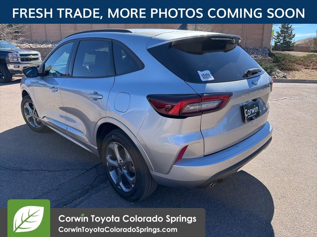 Used 2023 Ford Escape ST-Line image 5