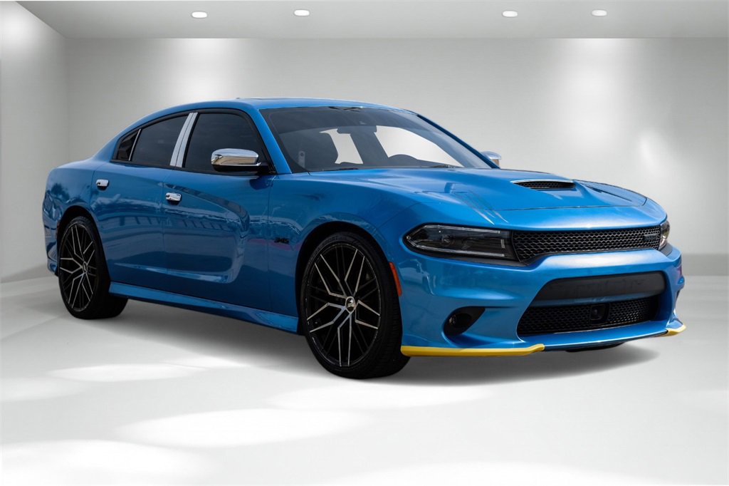 Used 2023 Dodge Charger R/T w/ Plus Group image 6
