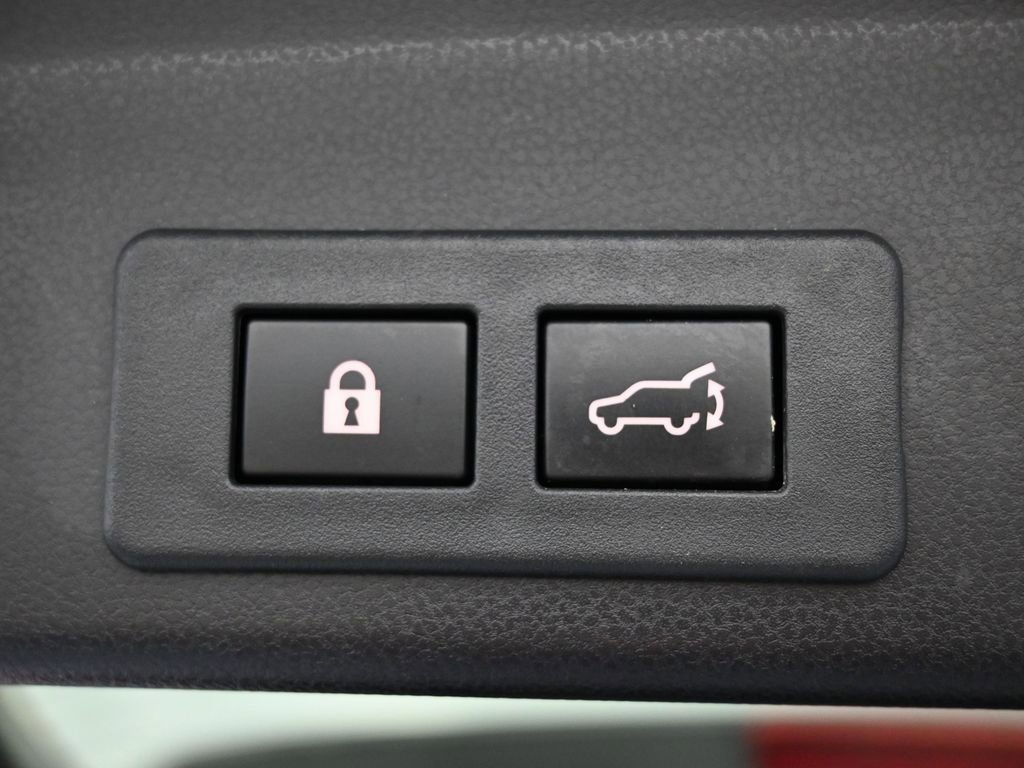 Used 2022 Subaru Ascent Premium w/ Convenience Package image 17