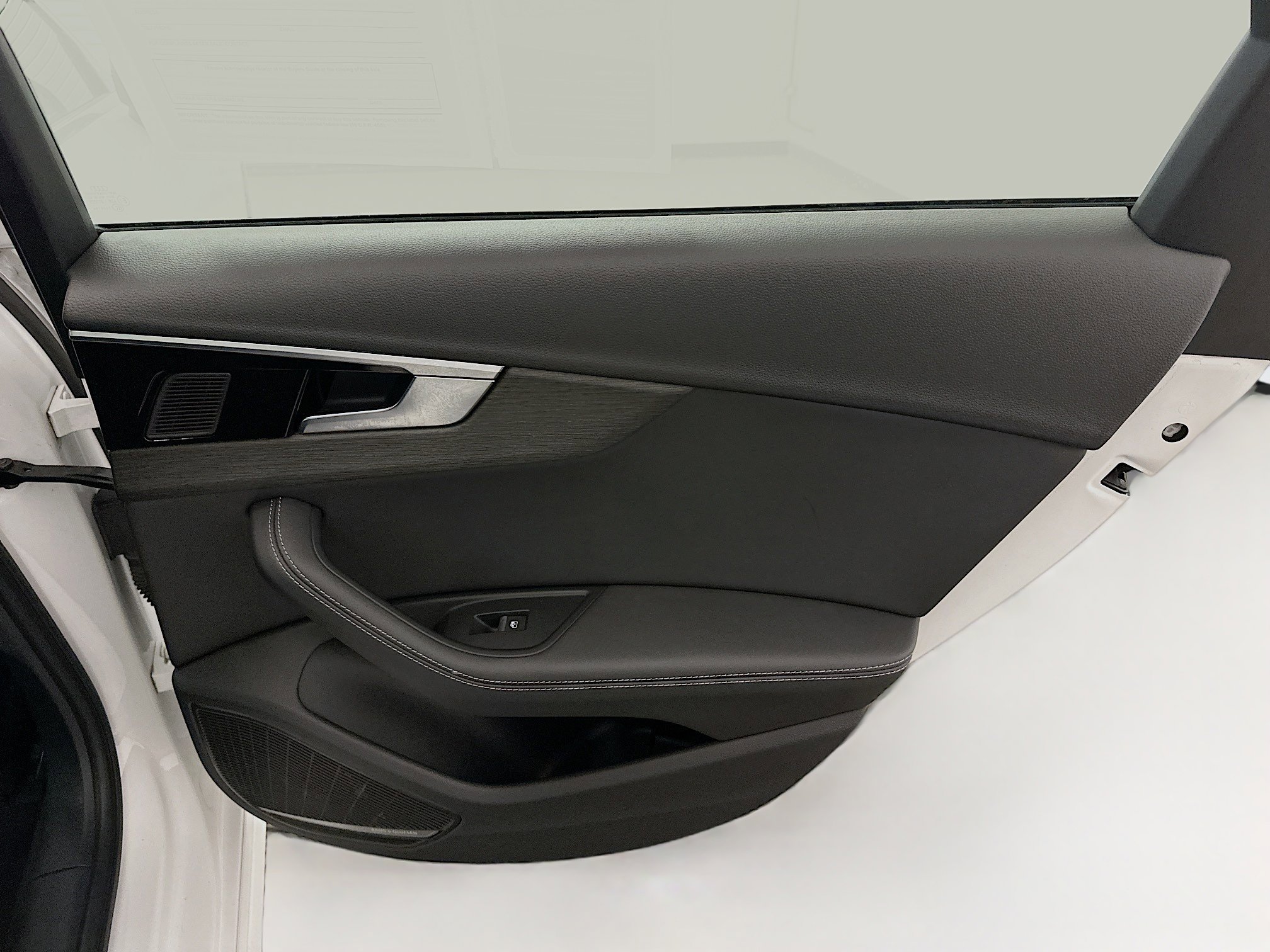 Used 2023 Audi A4 2.0T Premium Plus image 32