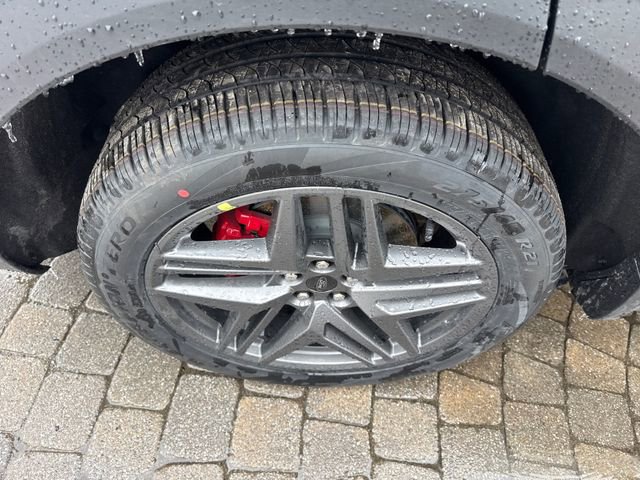 New 2026 Ford Explorer ST-Line w/ ST-Line Street Pack image 13