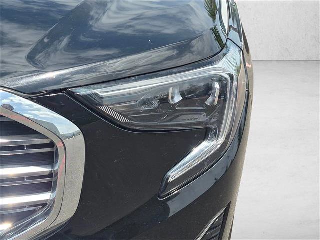 Used 2021 GMC Terrain Denali w/ Denali Premium Package FWD image 5