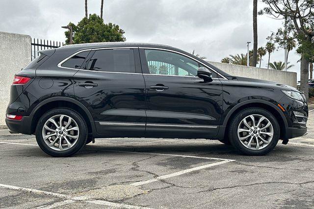 Used 2019 Lincoln MKC Select FWD image 3