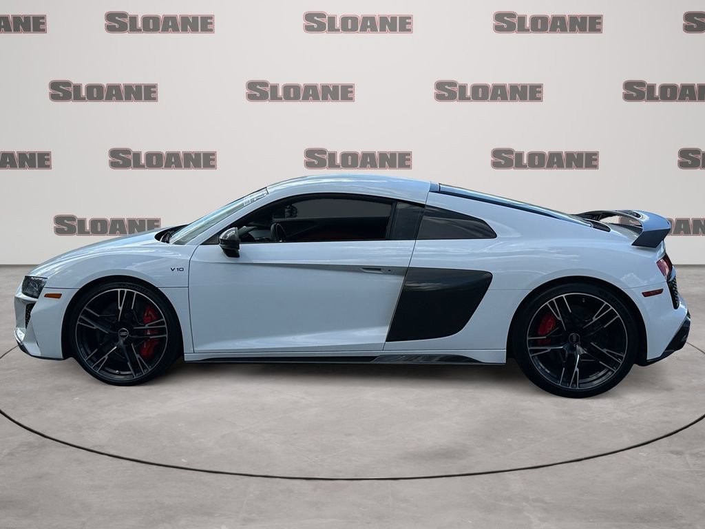 Certified 2022 Audi R8 V10 performance AWD/4WD image 2