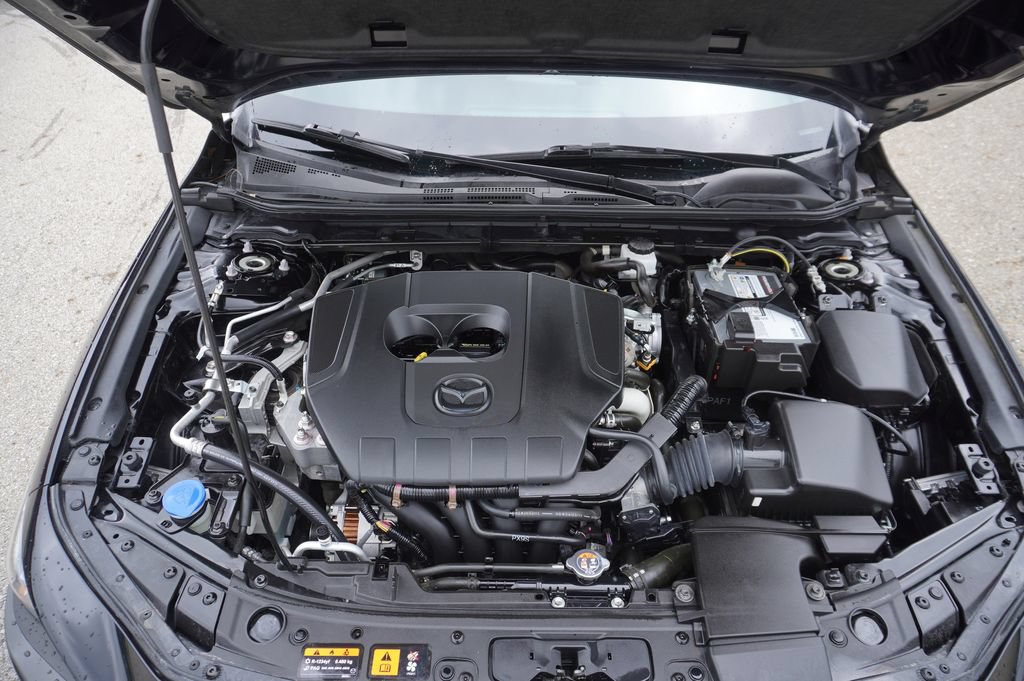 Used 2024 MAZDA MAZDA3 s FWD image 14