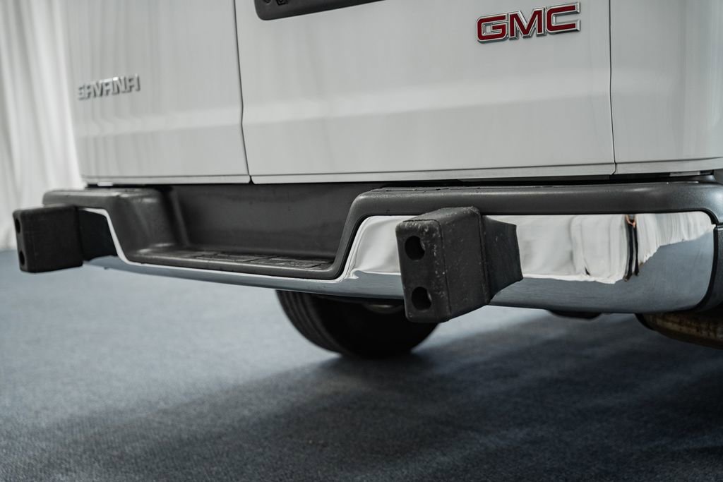 Used 2024 GMC Savana 2500 w/ Driver Convenience Package image 9