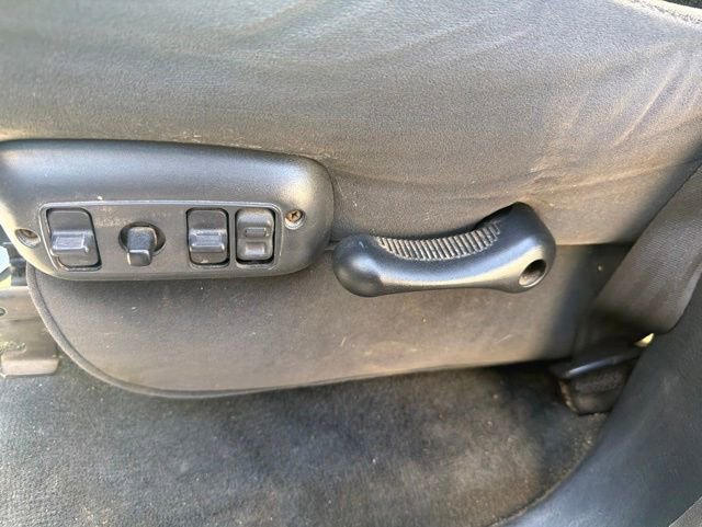 Used 2003 Dodge Ram 2500 Truck SLT AWD/4WD image 24