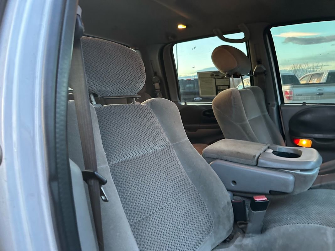 Used 2001 Ford F150 XLT image 16