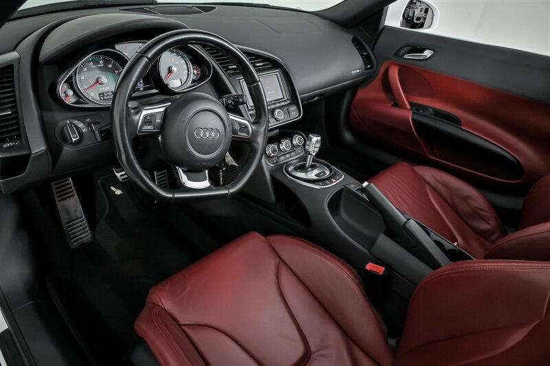 Used 2011 Audi R8 V8 AWD/4WD image 17