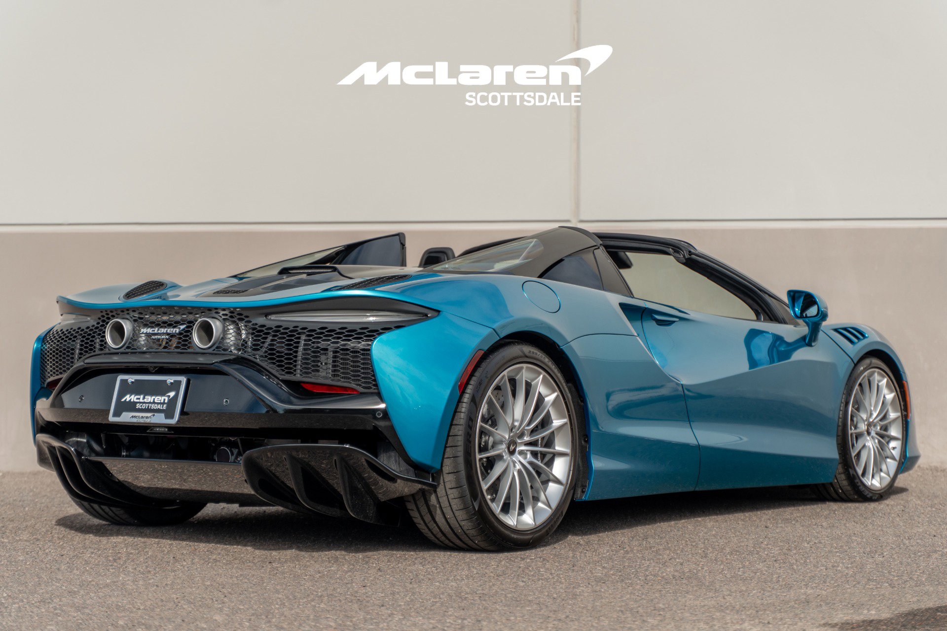 New 2026 McLaren Artura Spider image 7