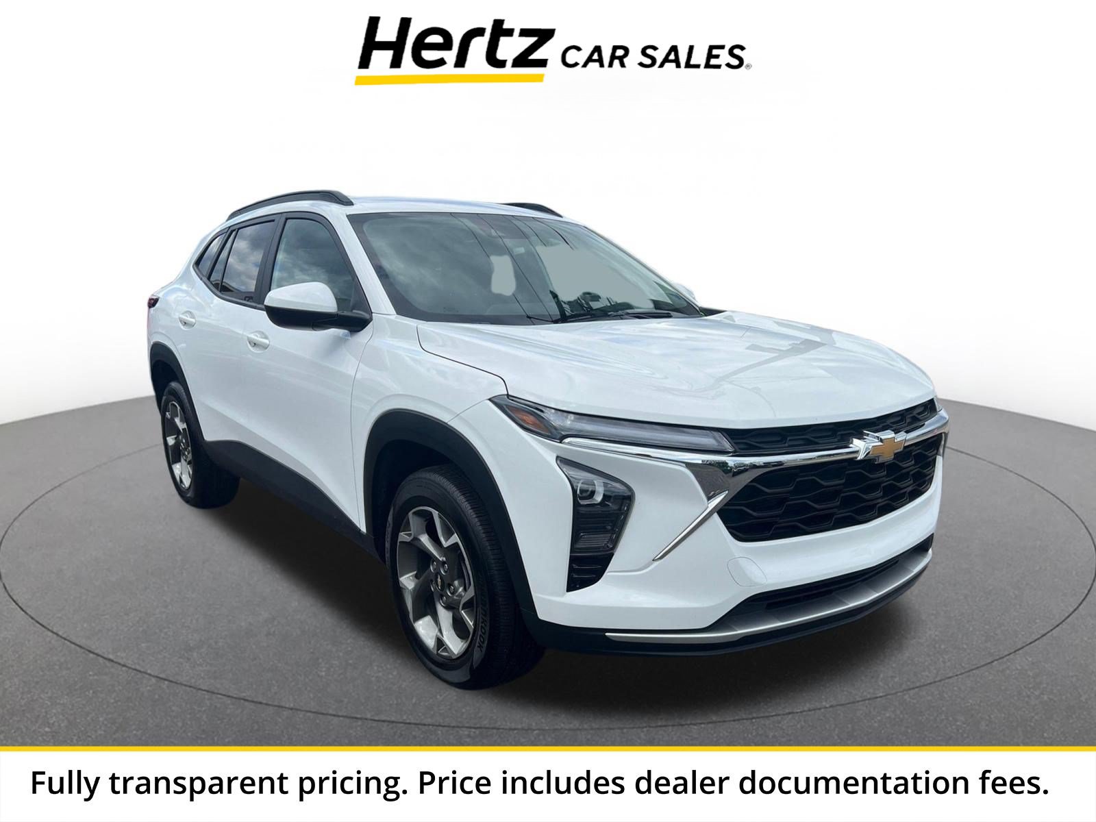 Used 2025 Chevrolet Trax LT FWD image 1