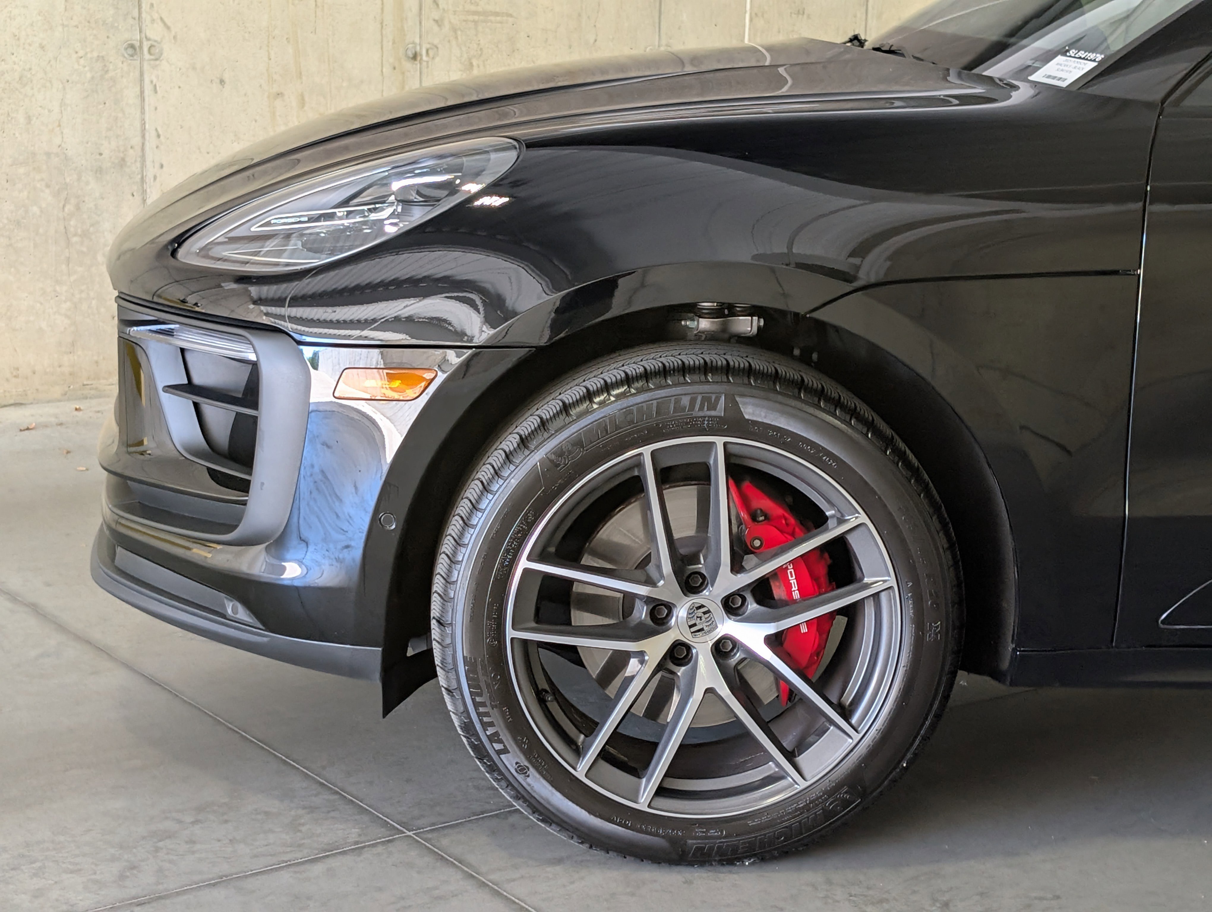 Certified 2025 Porsche Macan S AWD/4WD image 14