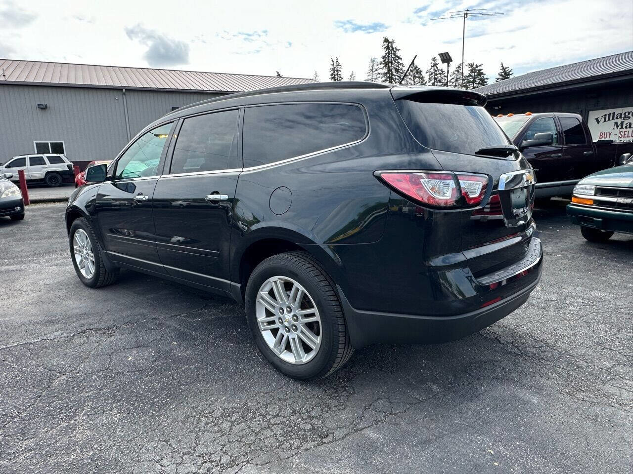Used 2014 Chevrolet Traverse LT w/ All-Star Edition image 3