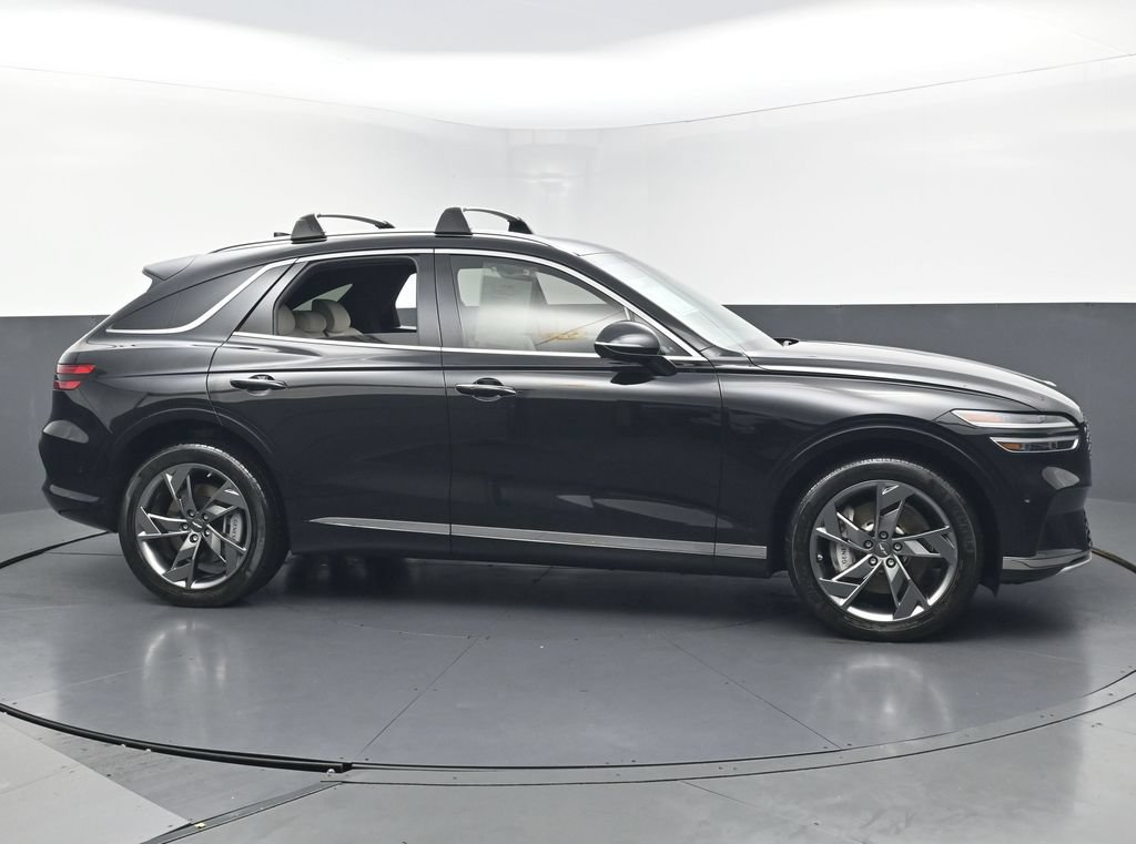 Used 2024 Genesis Electrified GV70 AWD/4WD image 6