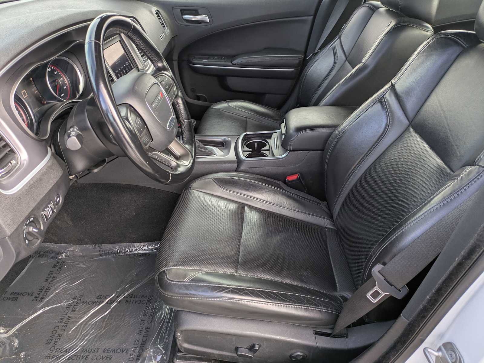 Used 2020 Dodge Charger SXT w/ Leather Interior Group image 15