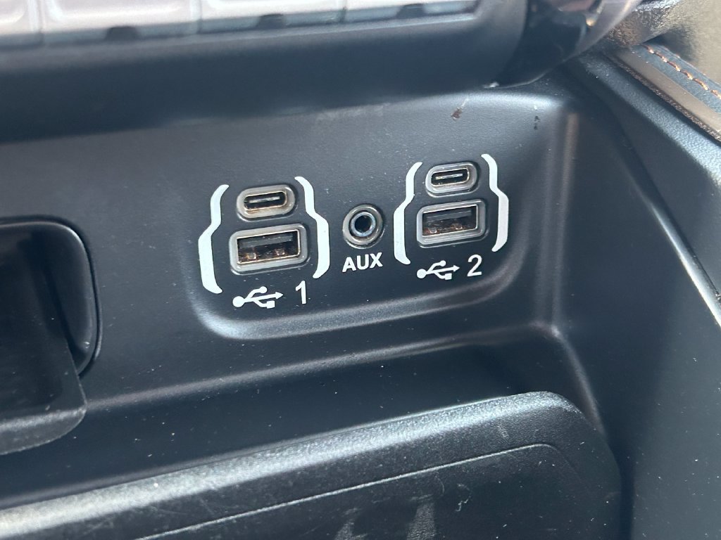 Used 2020 RAM 3500 Limited AWD/4WD image 35