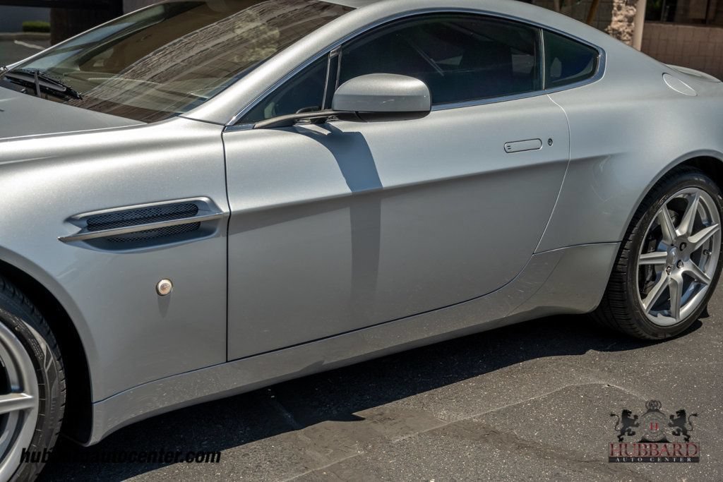 Used 2008 Aston Martin V8 Vantage Coupe RWD image 39