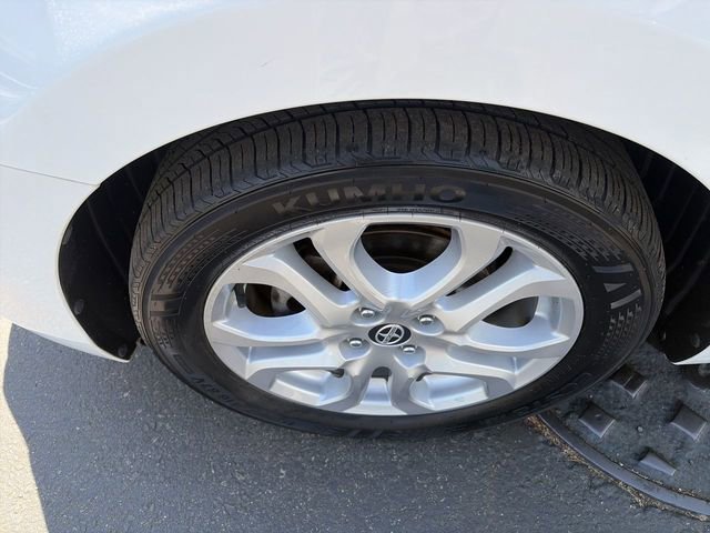 Used 2016 Scion iA FWD image 10