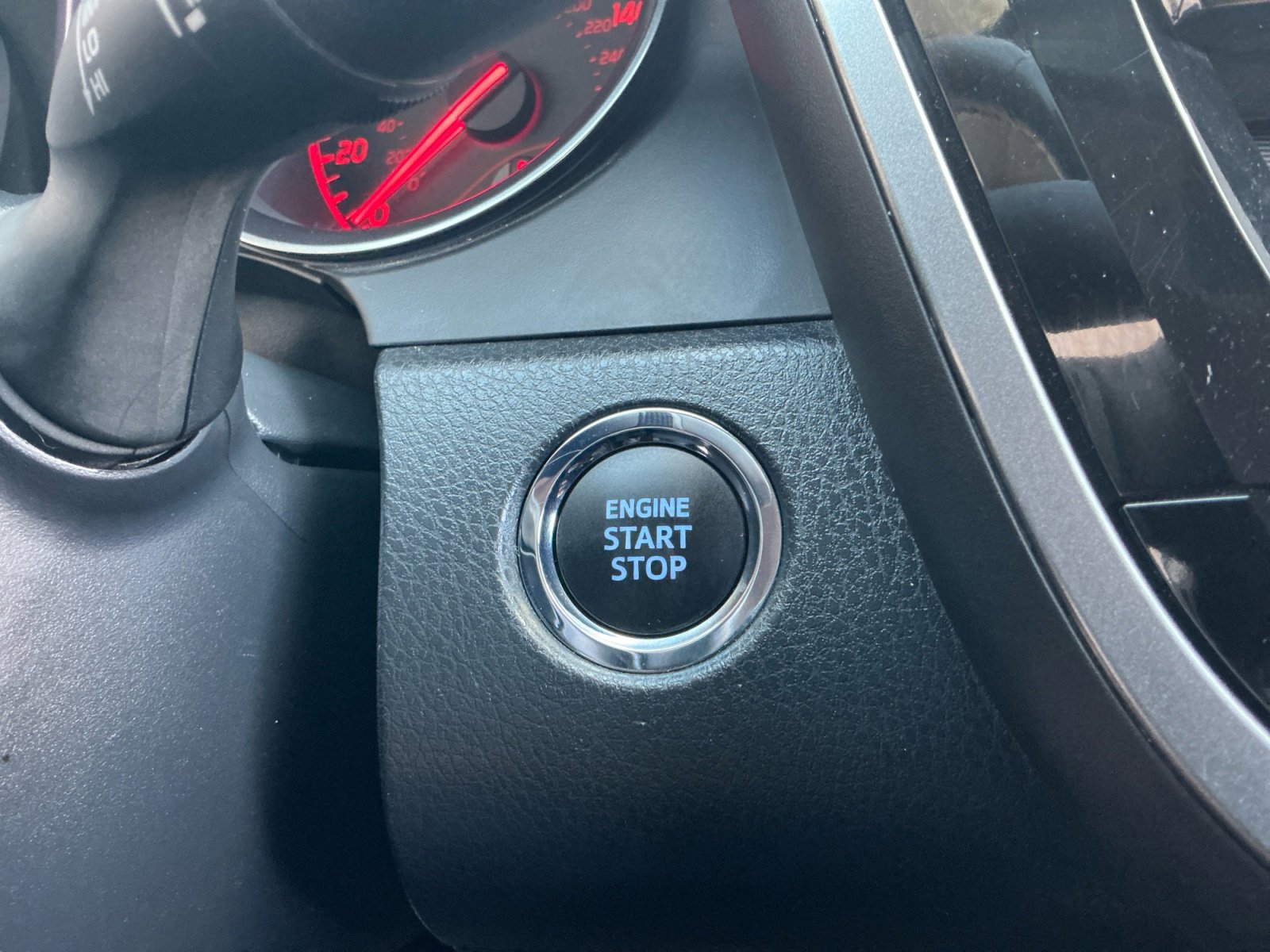 Certified 2024 Toyota Camry image 30