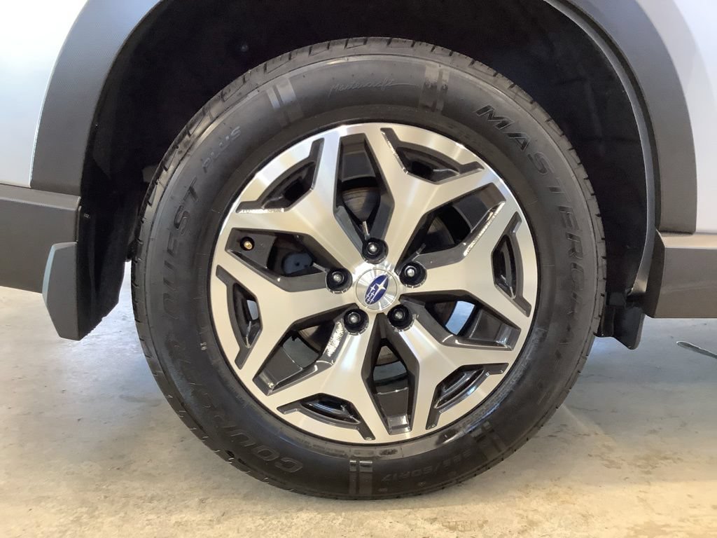 Certified 2021 Subaru Forester Premium AWD/4WD image 23