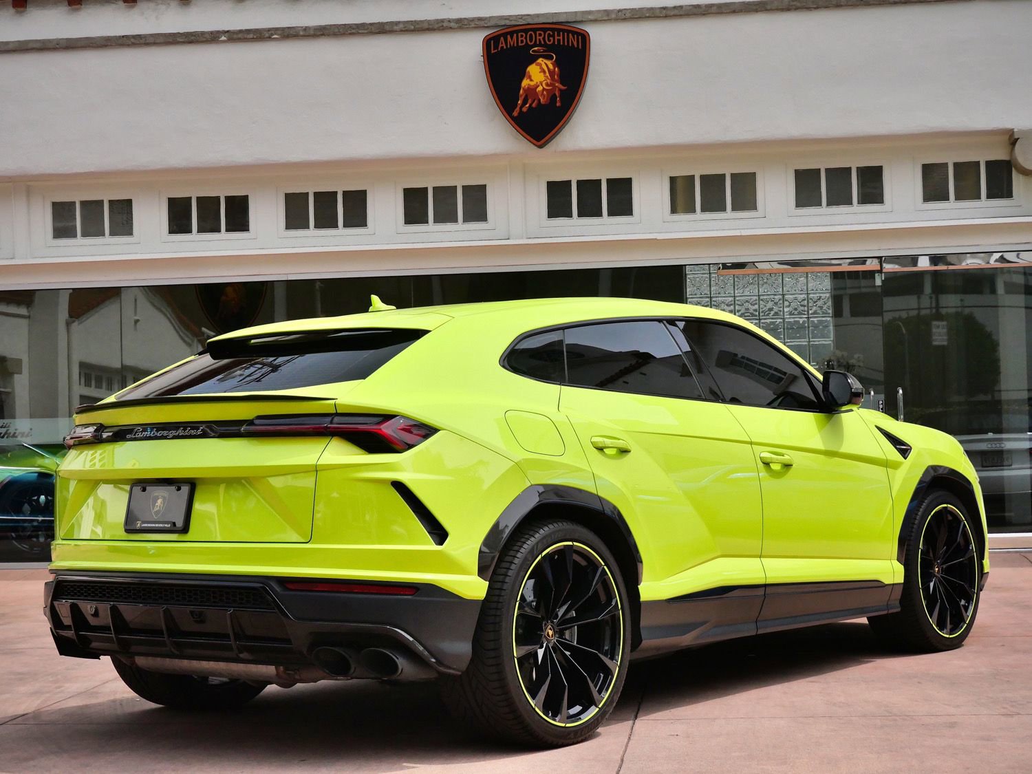 Used 2022 Lamborghini Urus image 4
