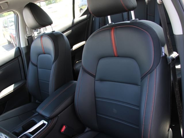 Certified 2025 Nissan Sentra SR w/ SR Premium Package FWD image 5