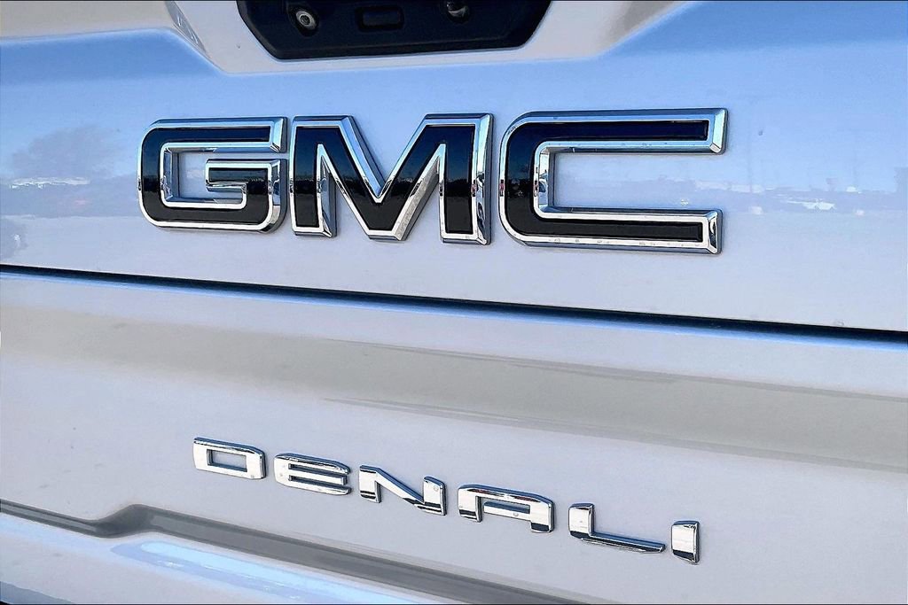 Used 2020 GMC Sierra 2500 Denali w/ Denali Ultimate Package image 44