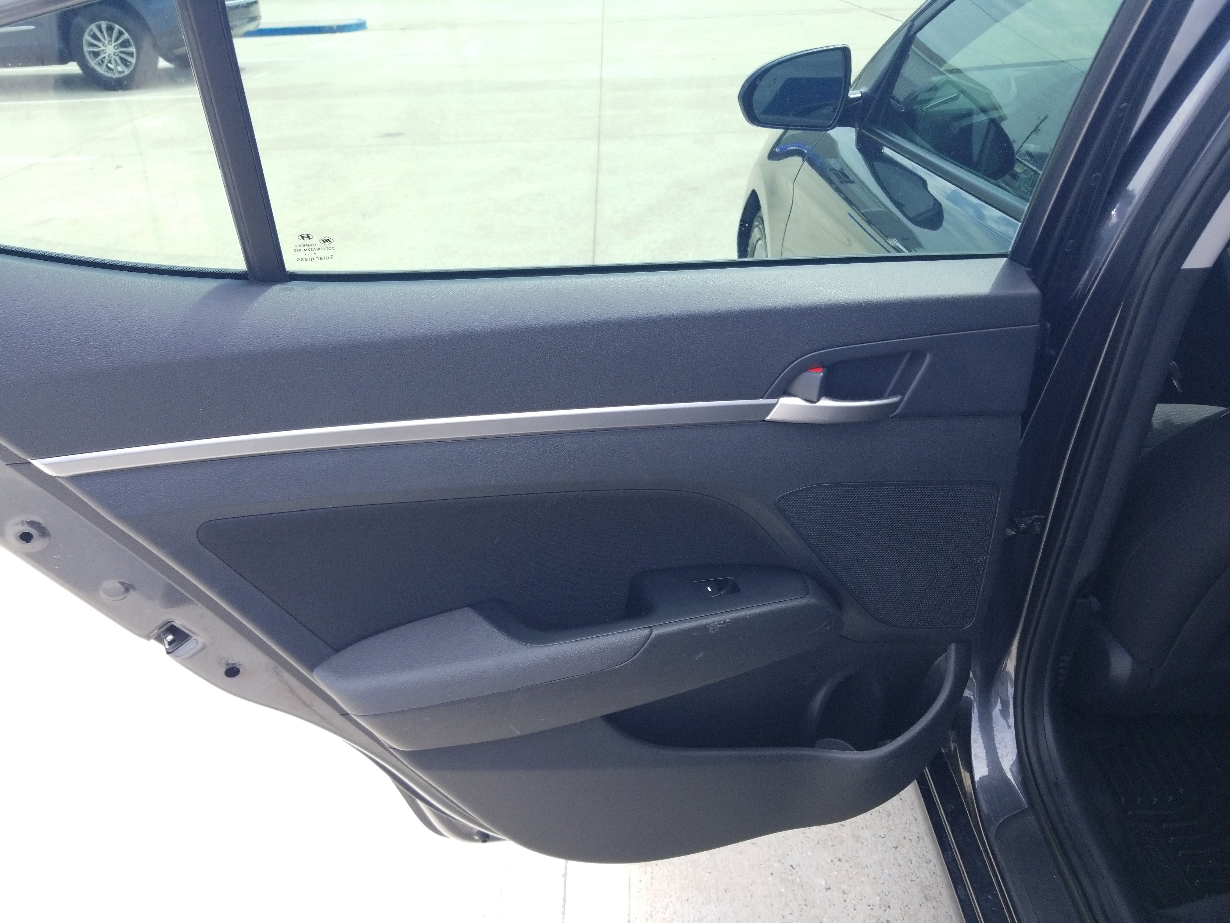 Used 2020 Hyundai Elantra SEL w/ Cargo Package (C1) image 11