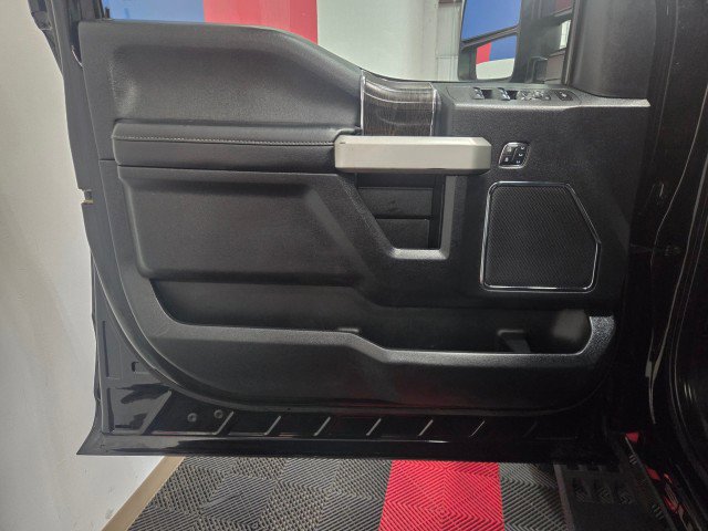 Used 2020 Ford F250 Lariat image 32