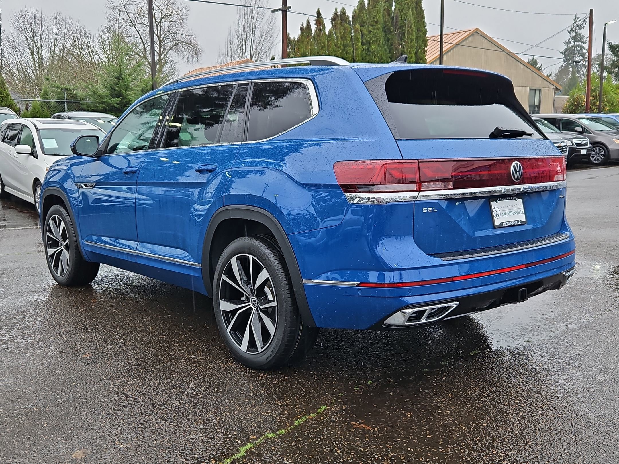 New 2026 Volkswagen Atlas SEL Premium R-Line image 3