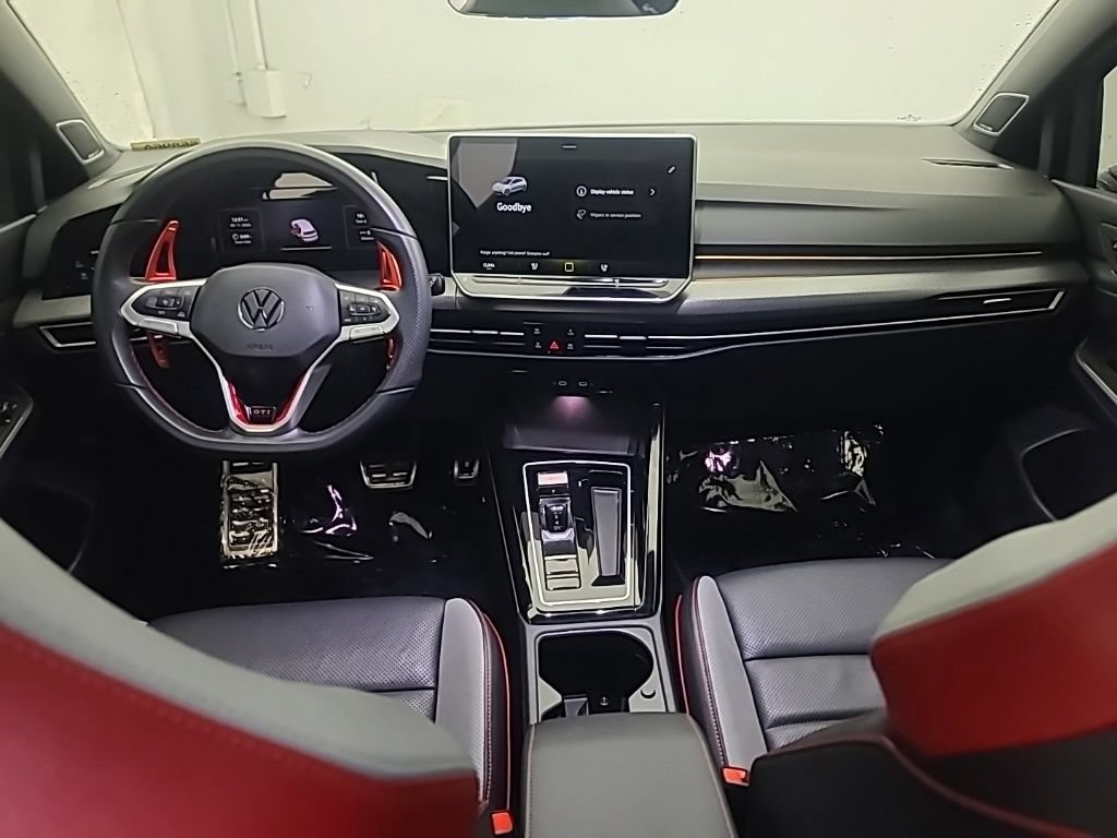 Used 2025 Volkswagen GTI SE FWD image 20
