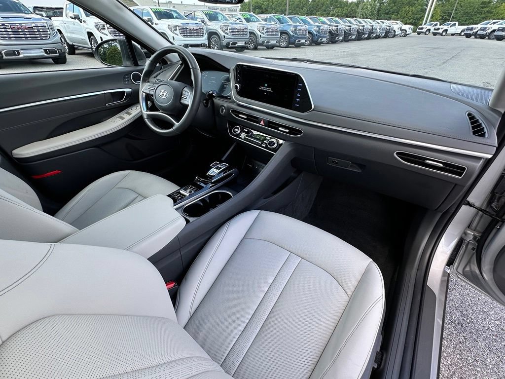 Used 2023 Hyundai Sonata Limited FWD image 14