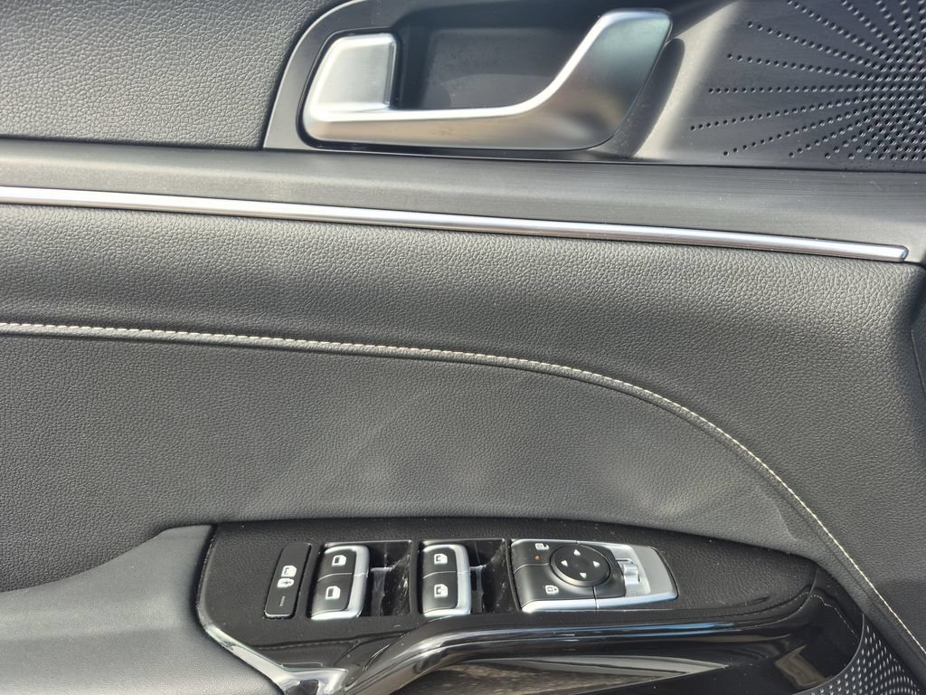 Certified 2025 Kia K5 GT-Line w/ GT-Line Premium Package AWD/4WD image 9