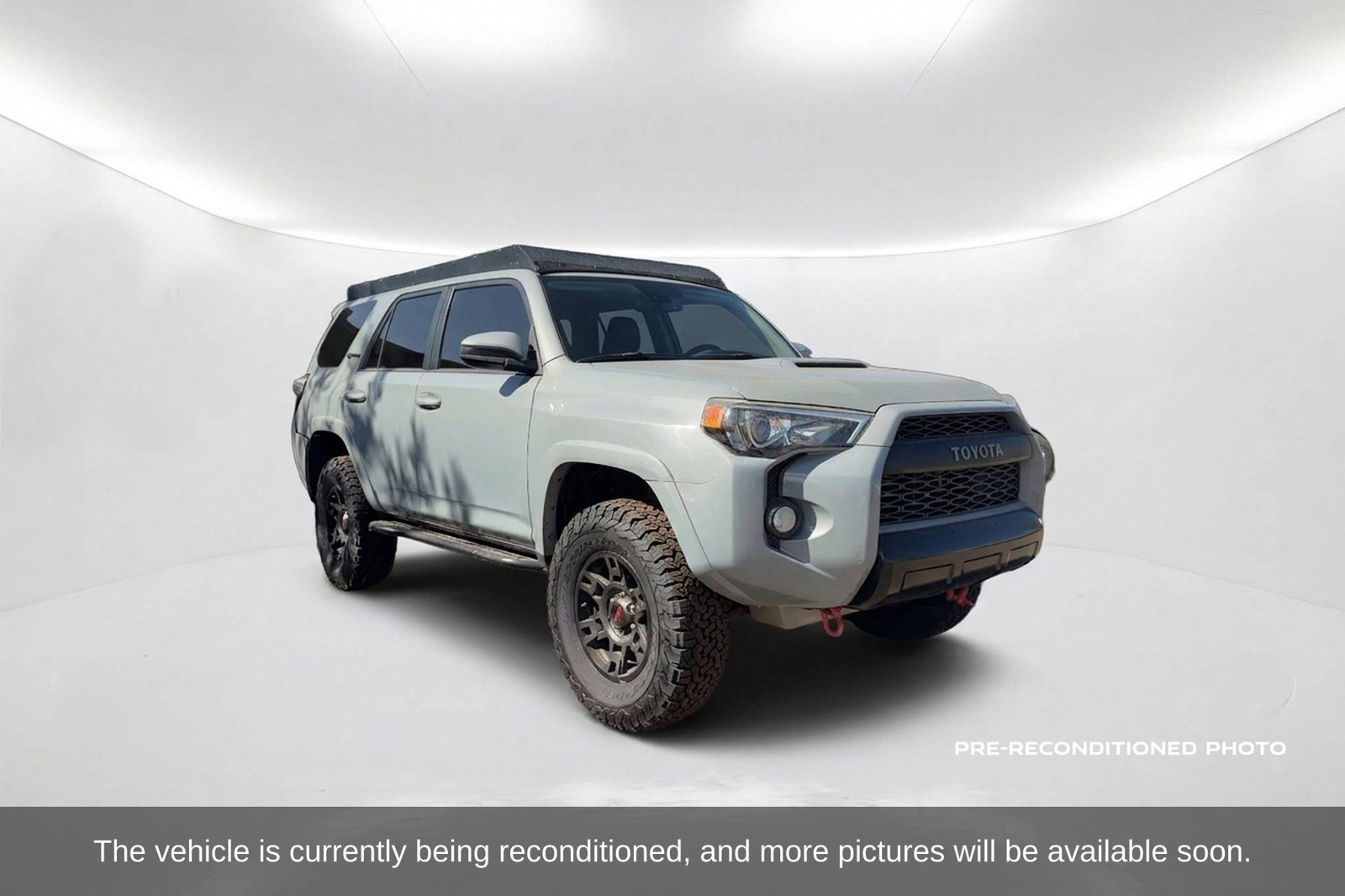 Used 2017 Toyota 4Runner TRD Pro AWD/4WD image 3