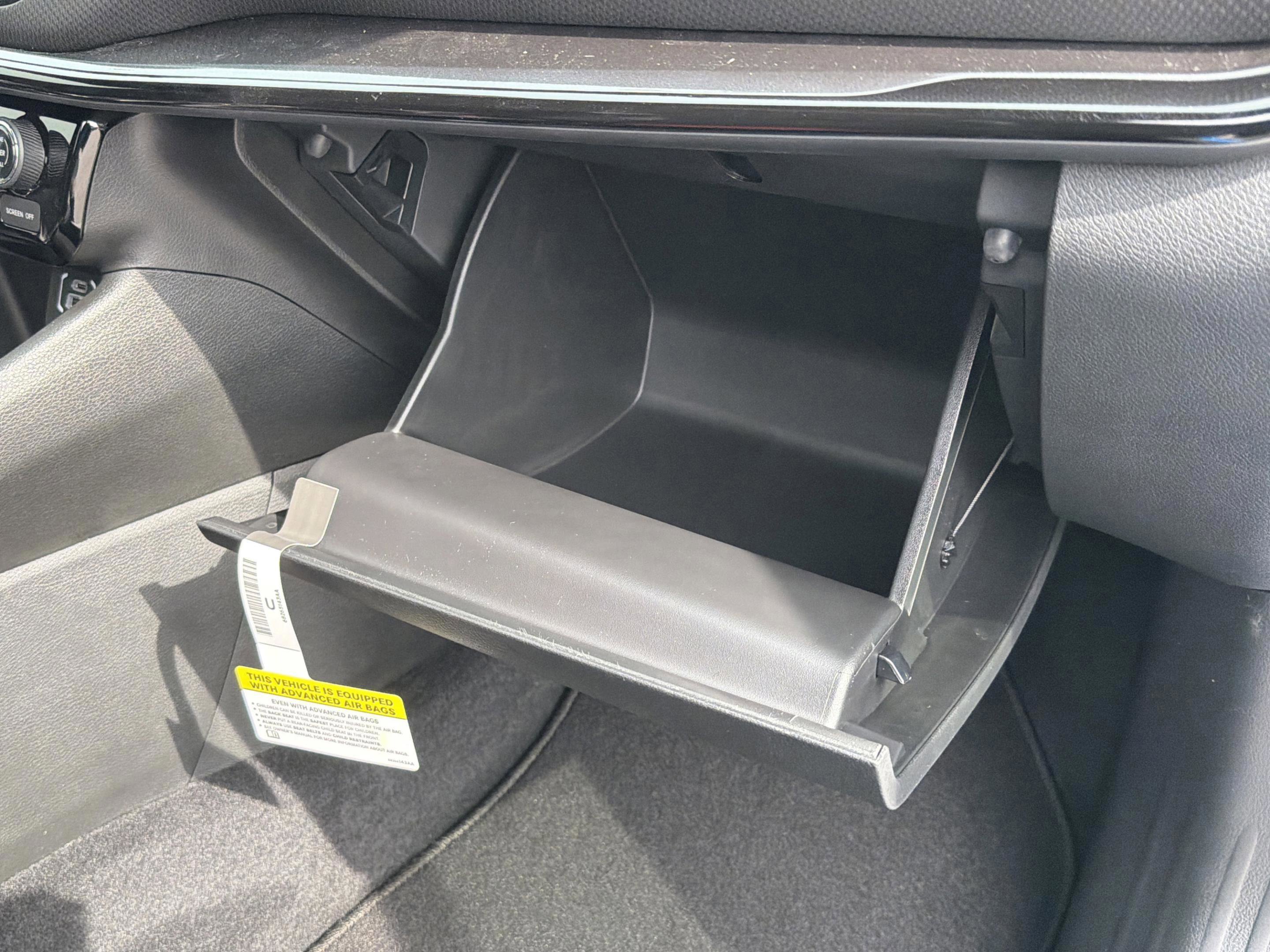 New 2026 Jeep Compass Latitude AWD/4WD image 14